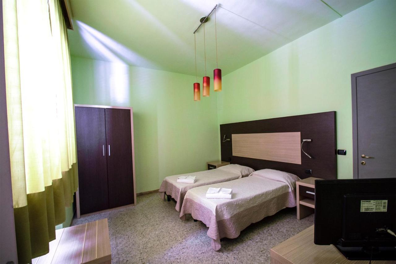 Hotel Sabatino 福洛尼卡 外观 照片